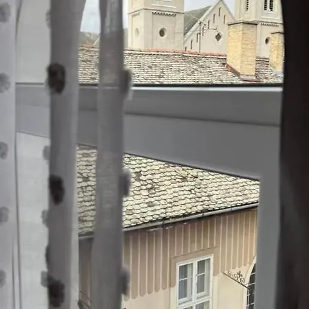 Nacional 2 Apartman Apartman Szabadka
