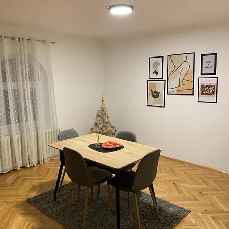 Nacional 2 Apartman Szabadka